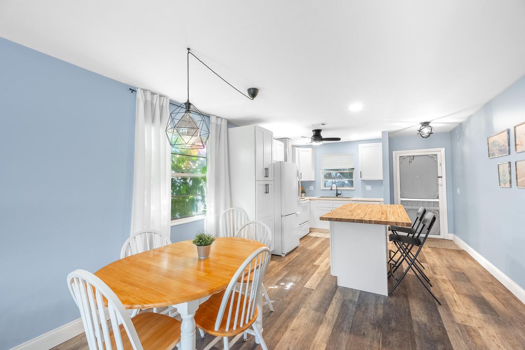 待售: $125,000 (2 贝兹, 2 浴室, 1089 平方英尺)