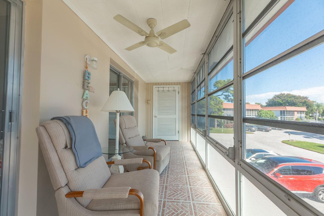 待售: $125,000 (2 贝兹, 2 浴室, 1089 平方英尺)