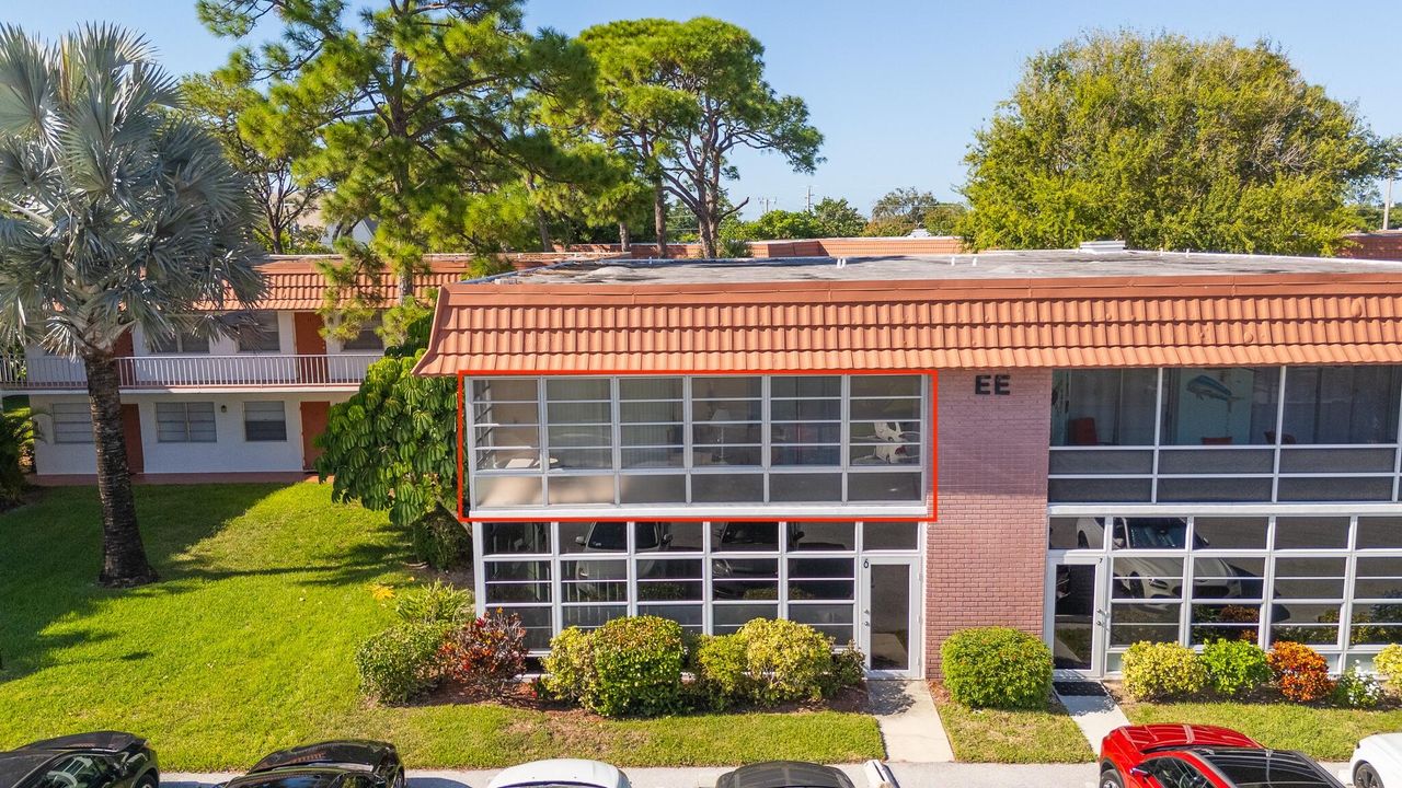 待售: $125,000 (2 贝兹, 2 浴室, 1089 平方英尺)