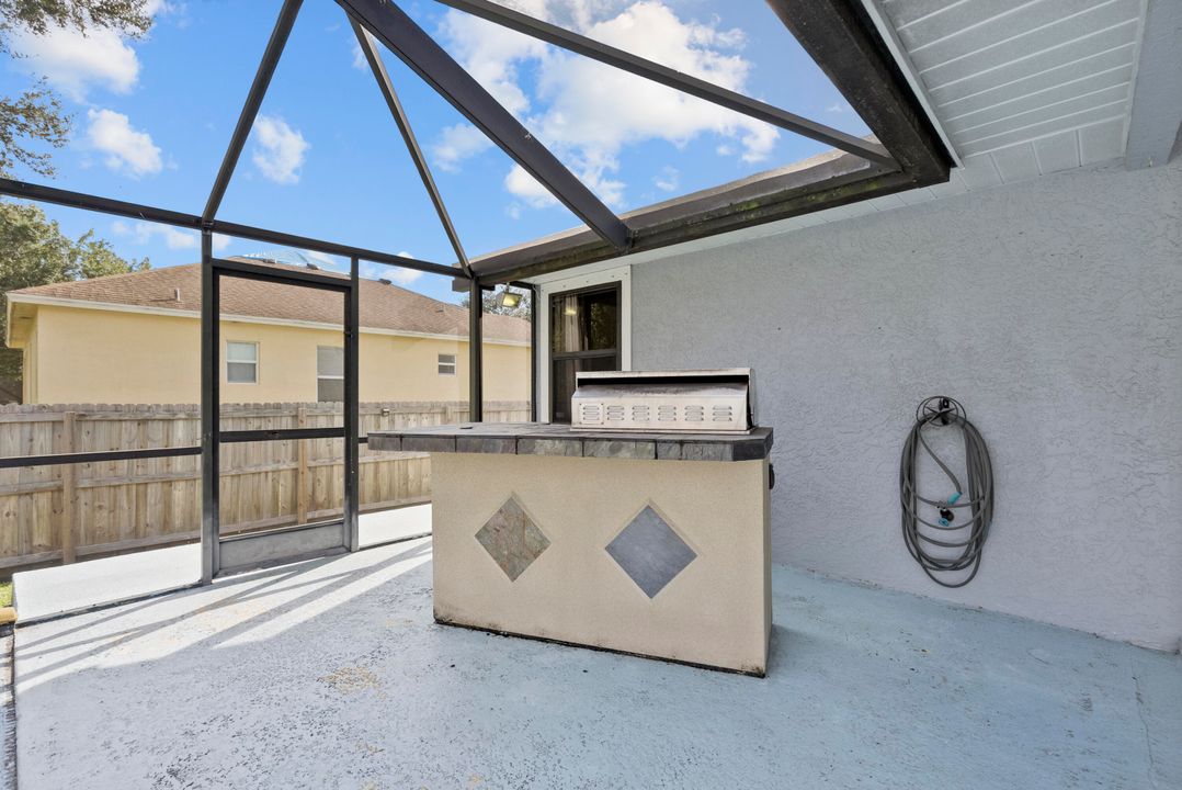 For Sale: $435,000 (3 beds, 2 baths, 1834 Square Feet)