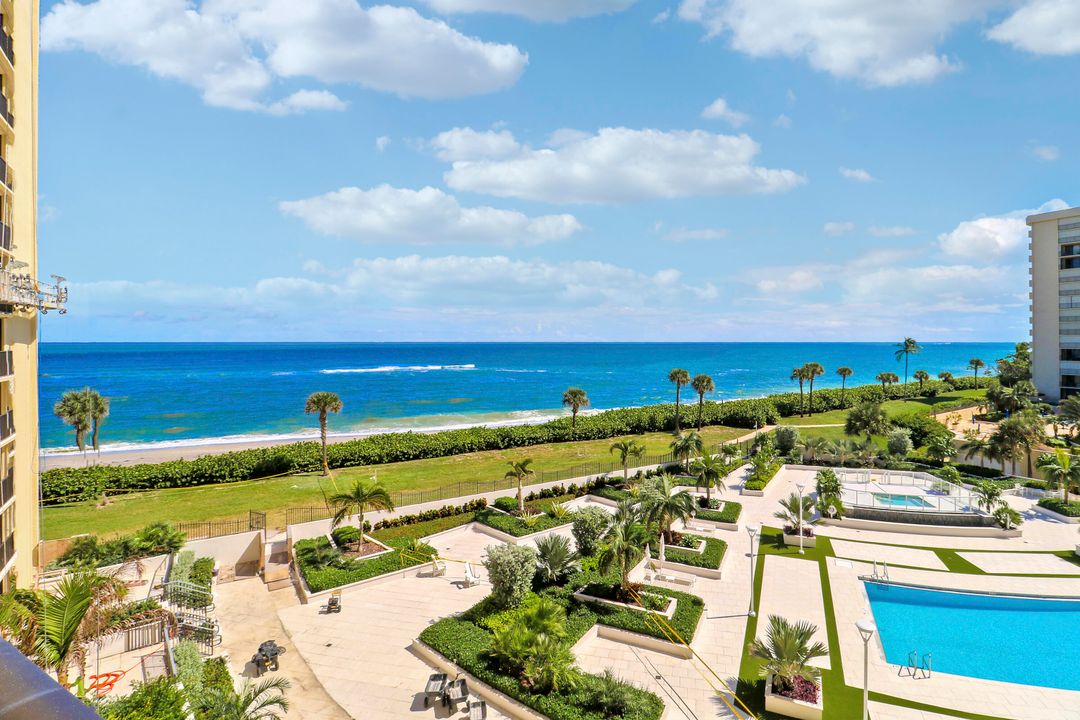 出租: $8,000 (2 贝兹, 2 浴室, 1170 平方英尺)