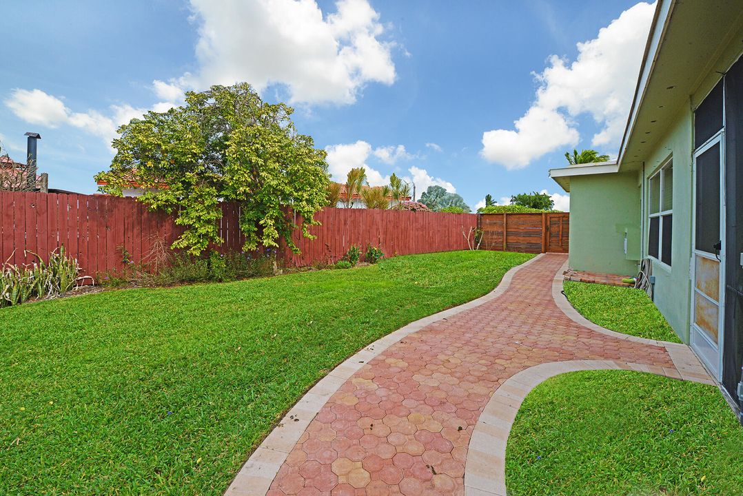 En Renta: $4,624 (3 camas, 2 baños, 1492 Pies cuadrados)