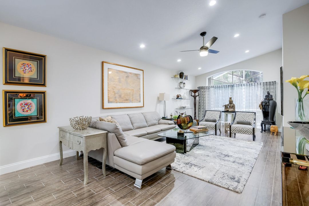 For Sale: $420,000 (2 beds, 2 baths, 1458 Square Feet)