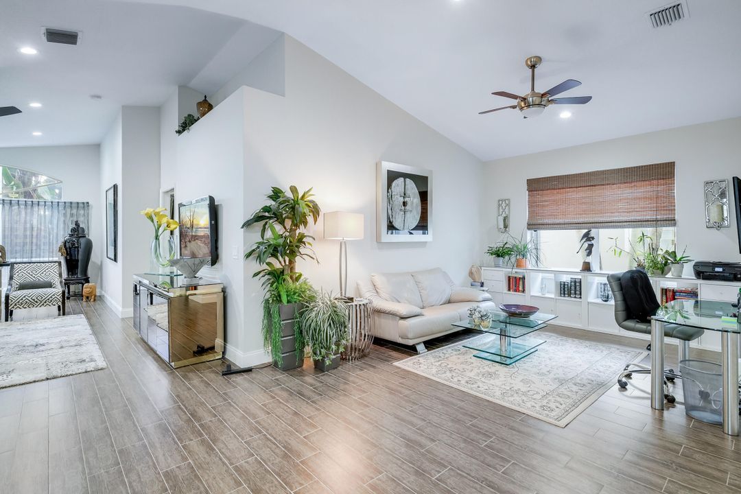 For Sale: $420,000 (2 beds, 2 baths, 1458 Square Feet)