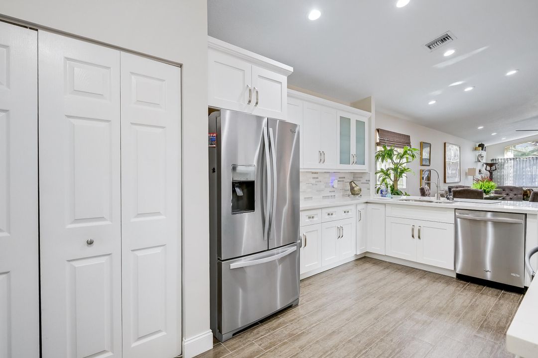 For Sale: $420,000 (2 beds, 2 baths, 1458 Square Feet)