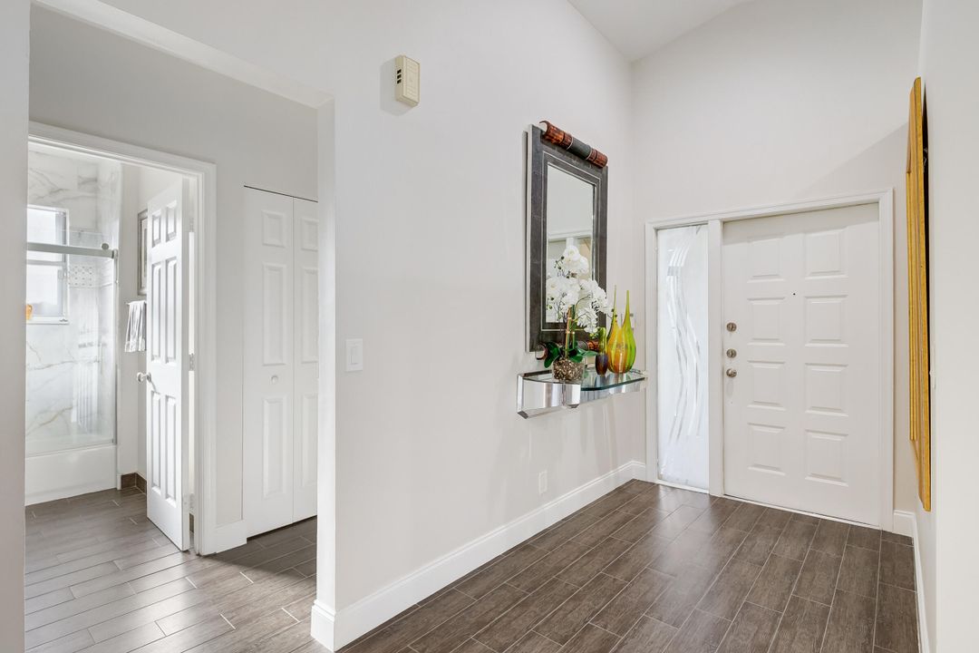 For Sale: $420,000 (2 beds, 2 baths, 1458 Square Feet)