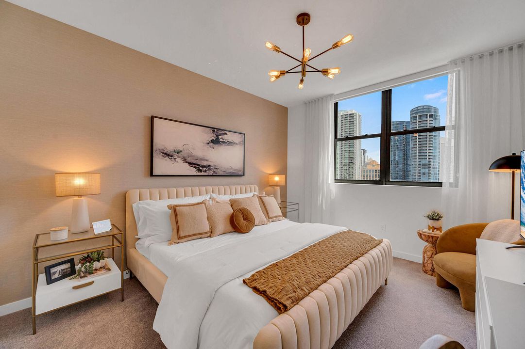 For Rent: $3,417 (1 beds, 1 baths, 833 Square Feet)