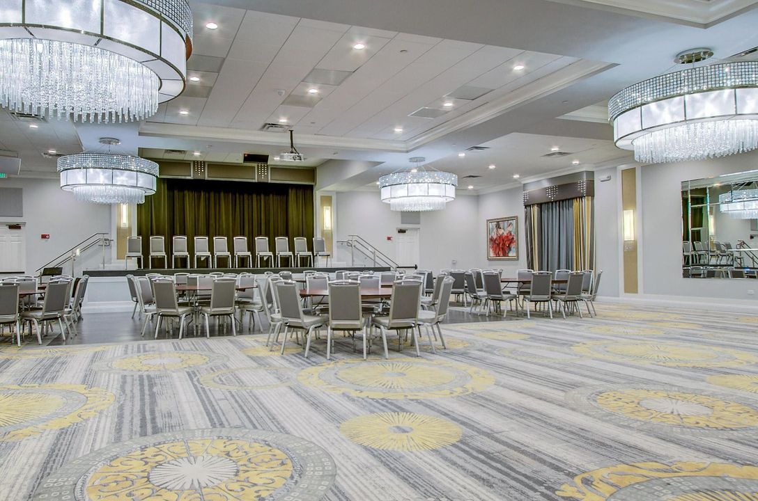 For Sale: $420,000 (2 beds, 2 baths, 1458 Square Feet)