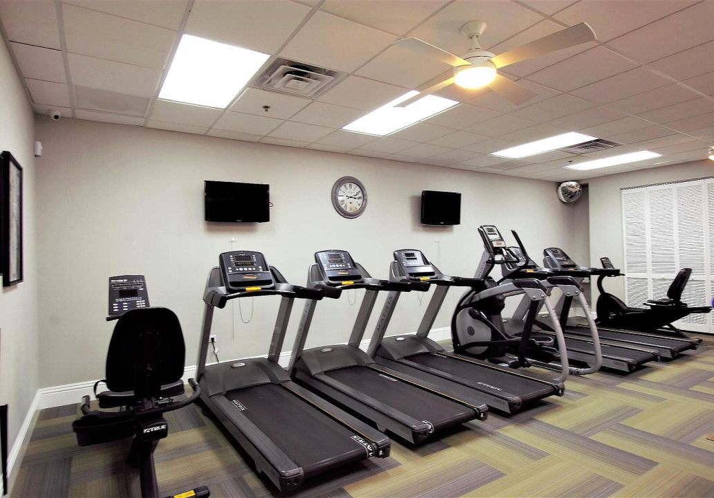 For Sale: $420,000 (2 beds, 2 baths, 1458 Square Feet)