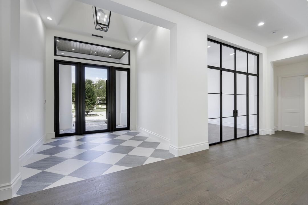 На продажу: $1,750,000 (3 спален, 2 ванн, 3187 Квадратных фут)