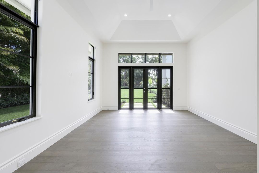 На продажу: $1,750,000 (3 спален, 2 ванн, 3187 Квадратных фут)