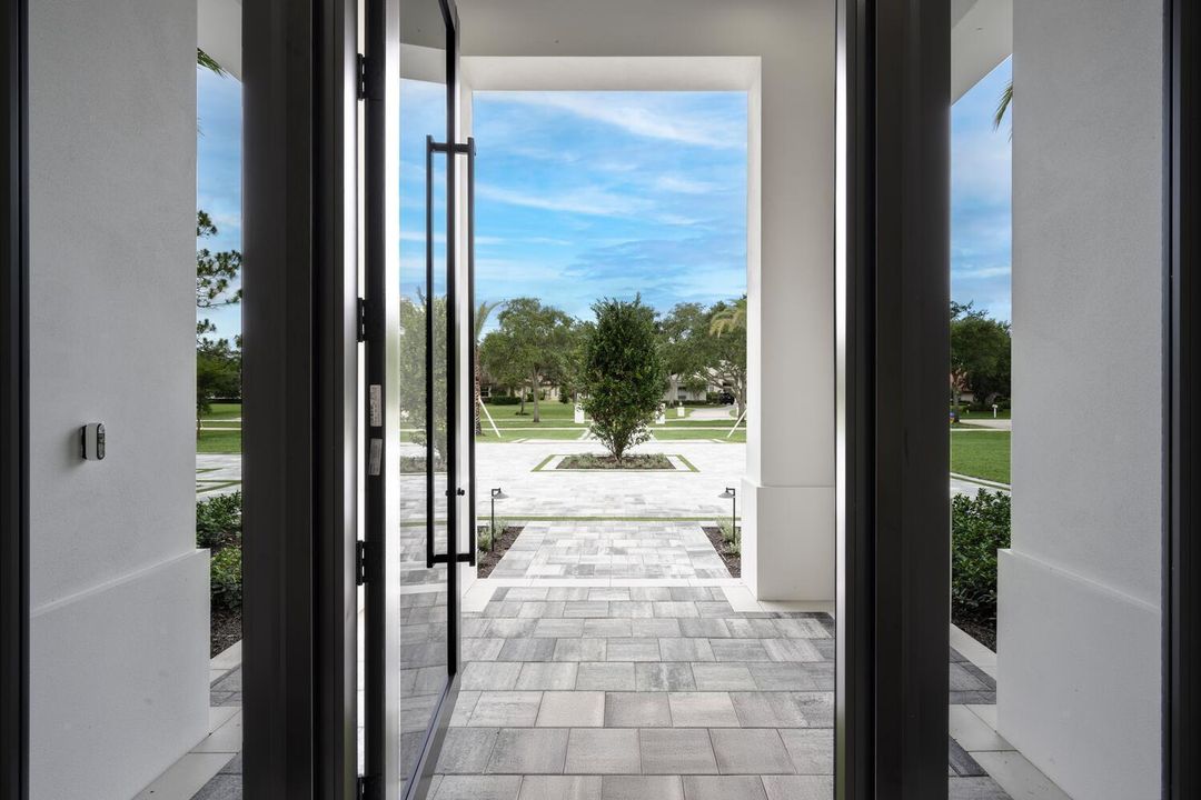 На продажу: $1,750,000 (3 спален, 2 ванн, 3187 Квадратных фут)