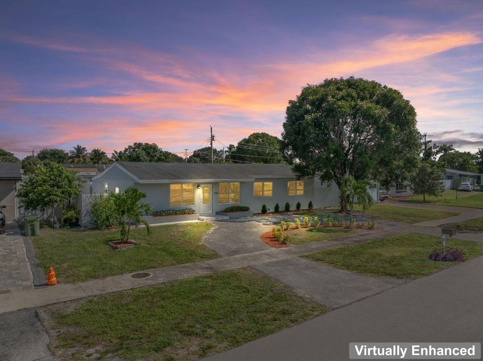 待售: $570,000 (3 贝兹, 2 浴室, 1428 平方英尺)