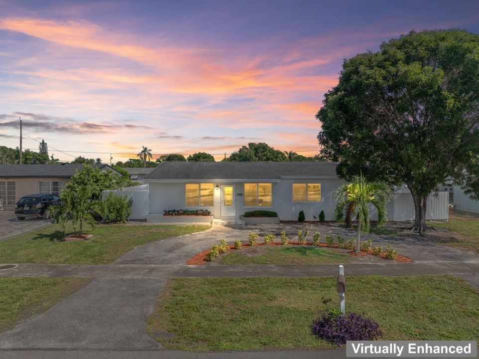 待售: $570,000 (3 贝兹, 2 浴室, 1428 平方英尺)