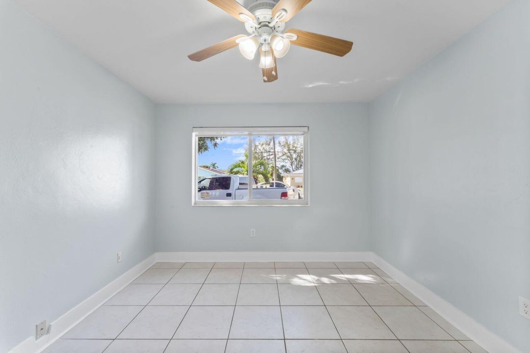 待售: $570,000 (3 贝兹, 2 浴室, 1428 平方英尺)