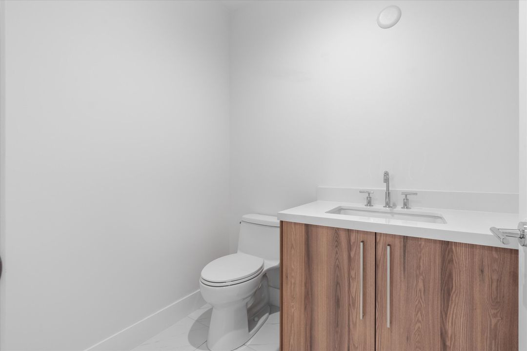 For Sale: $3,788,500 (4 beds, 4 baths, 3428 Square Feet)