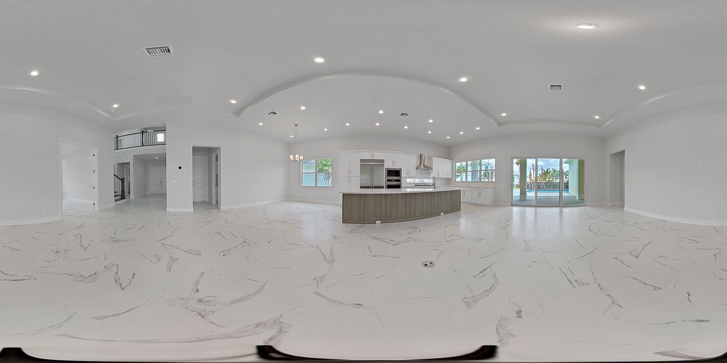 Под контрактом: $7,500 (5 спален, 3 ванн, 3740 Квадратных фут)