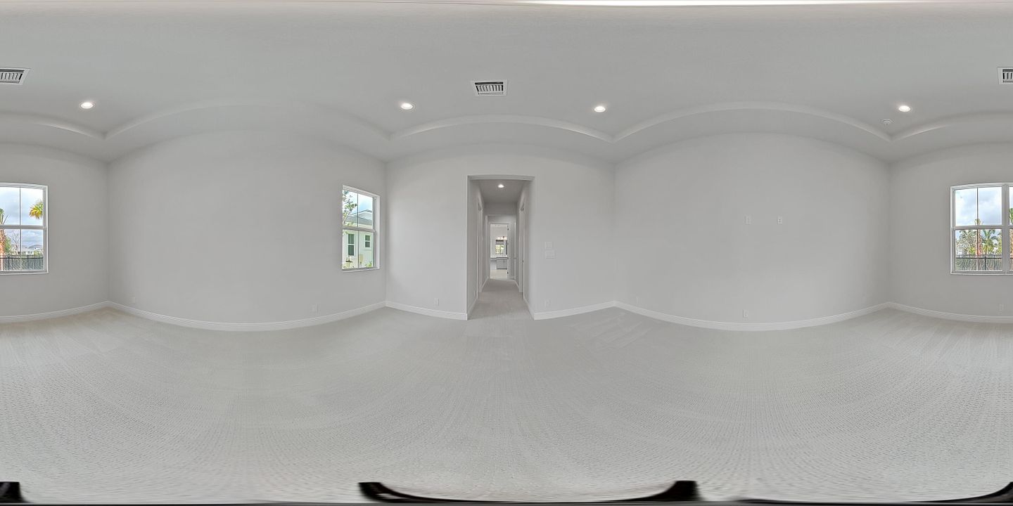 Под контрактом: $7,500 (5 спален, 3 ванн, 3740 Квадратных фут)