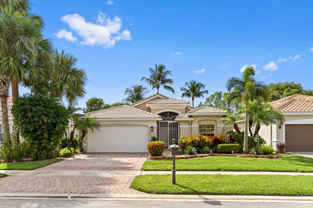 For Sale: $449,900 (3 beds, 2 baths, 1798 Square Feet)