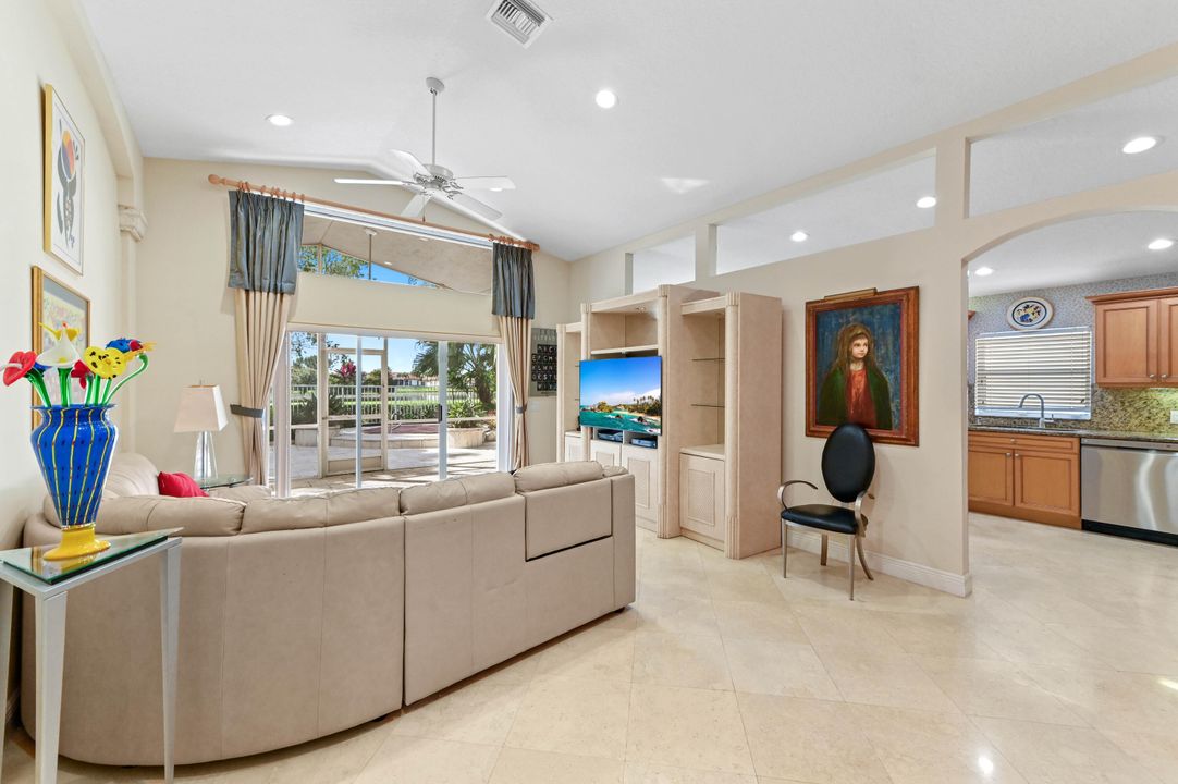 For Sale: $449,900 (3 beds, 2 baths, 1798 Square Feet)