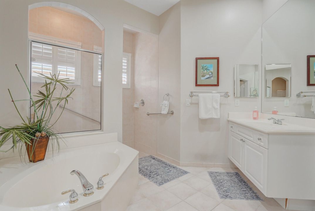 Active With Contract: $485,000 (3 beds, 2 baths, 1793 Square Feet)