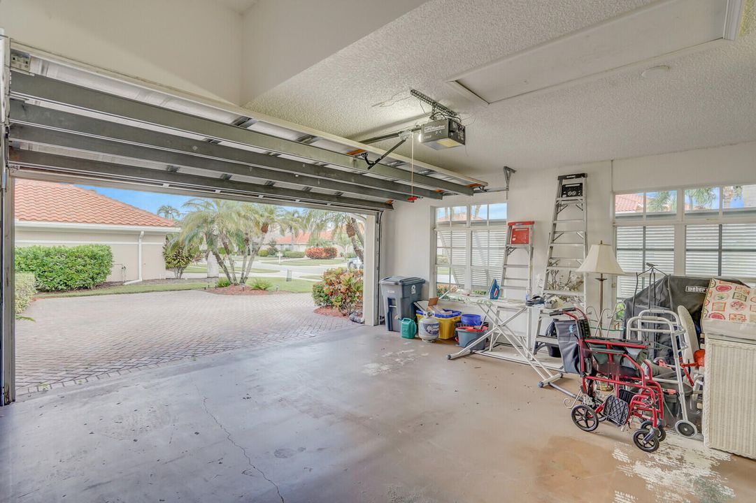 Active With Contract: $485,000 (3 beds, 2 baths, 1793 Square Feet)