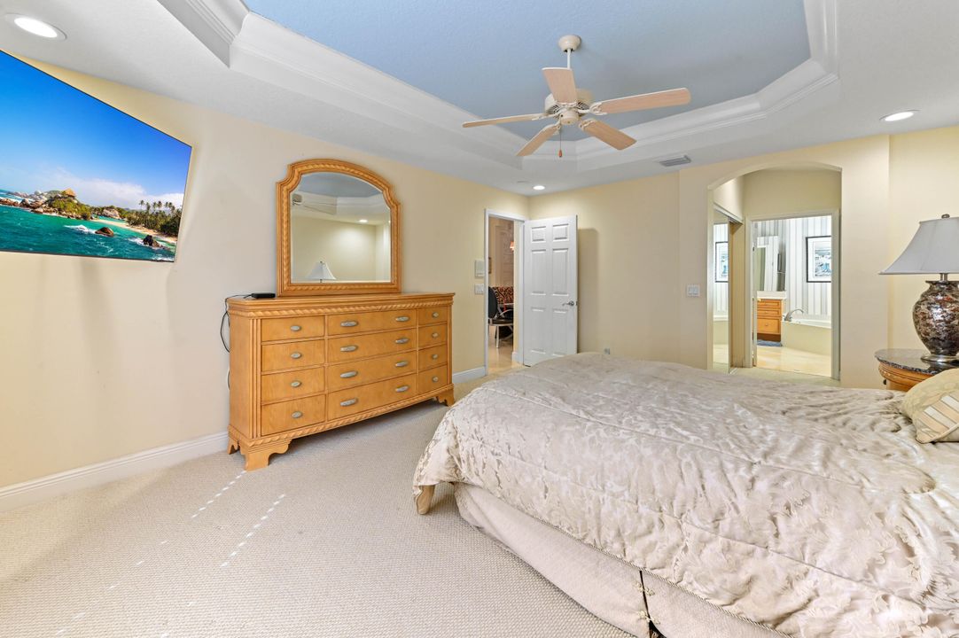 For Sale: $449,900 (3 beds, 2 baths, 1798 Square Feet)