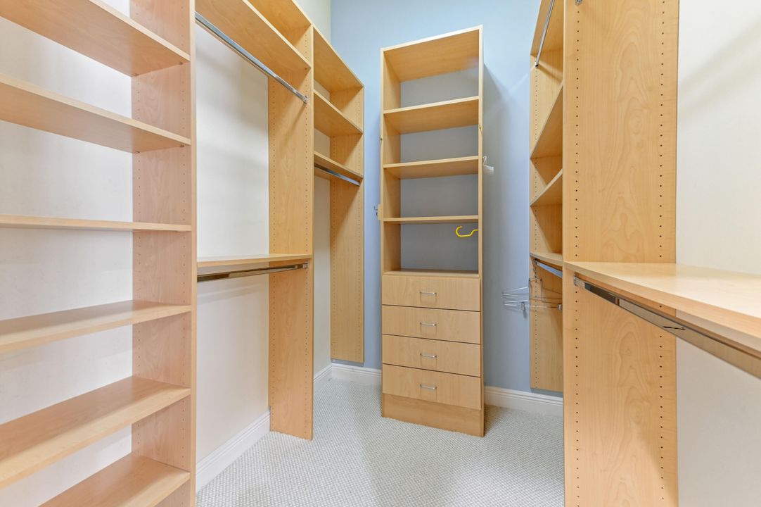 For Sale: $449,900 (3 beds, 2 baths, 1798 Square Feet)