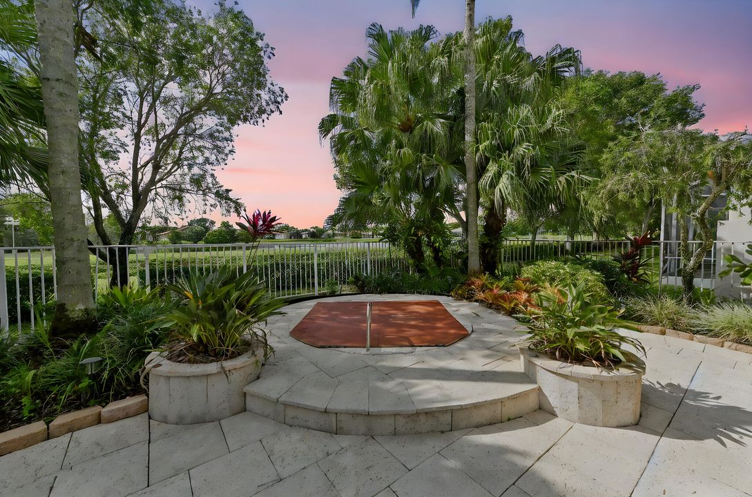 For Sale: $449,900 (3 beds, 2 baths, 1798 Square Feet)