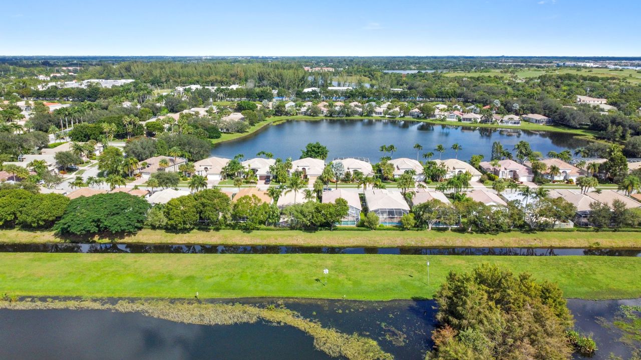 For Sale: $449,900 (3 beds, 2 baths, 1798 Square Feet)