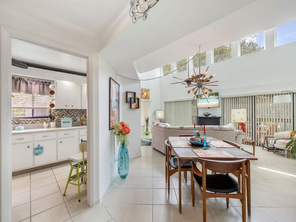 For Sale: $475,000 (3 beds, 2 baths, 1350 Square Feet)