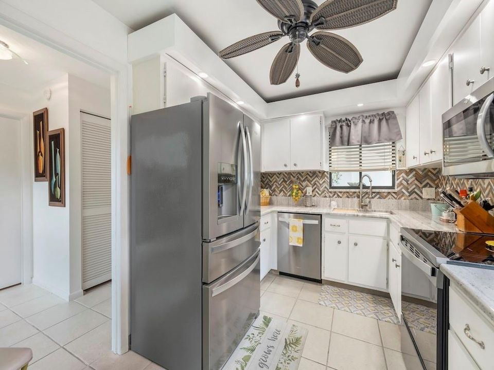 For Sale: $475,000 (3 beds, 2 baths, 1350 Square Feet)