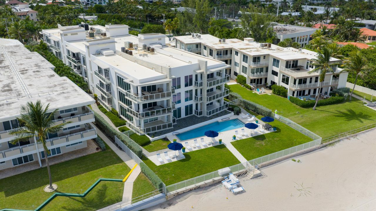 For Sale: $3,795,000 (3 beds, 2 baths, 2306 Square Feet)