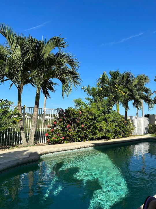 For Sale: $769,742 (4 beds, 2 baths, 2909 Square Feet)