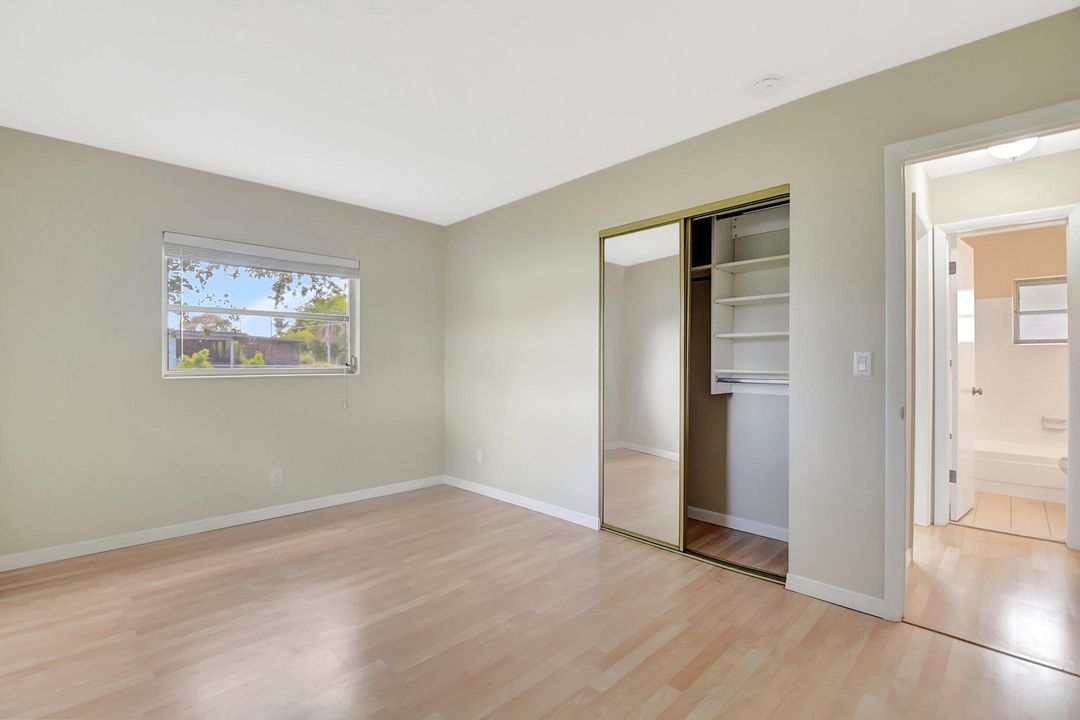 Active With Contract: $449,900 (3 beds, 2 baths, 1461 Square Feet)