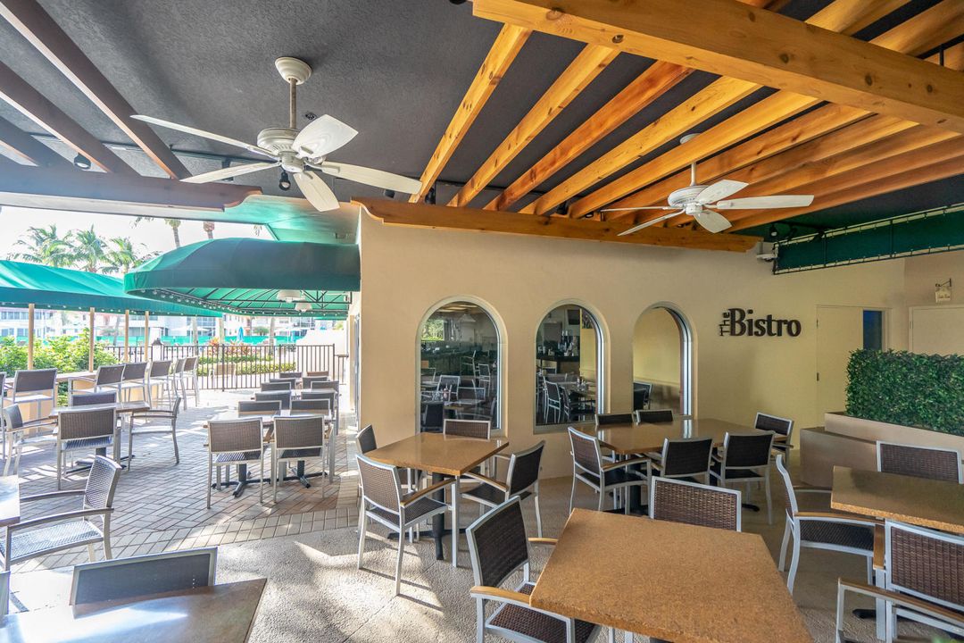 For Rent: $1,595 (2 beds, 2 baths, 880 Square Feet)