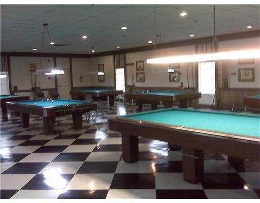 For Rent: $1,595 (2 beds, 2 baths, 880 Square Feet)