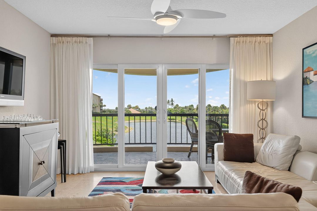 For Rent: $7,300 (2 beds, 2 baths, 1385 Square Feet)