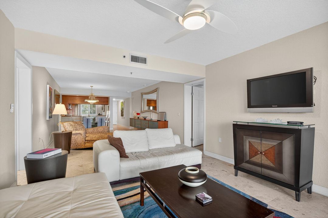 For Rent: $7,300 (2 beds, 2 baths, 1385 Square Feet)