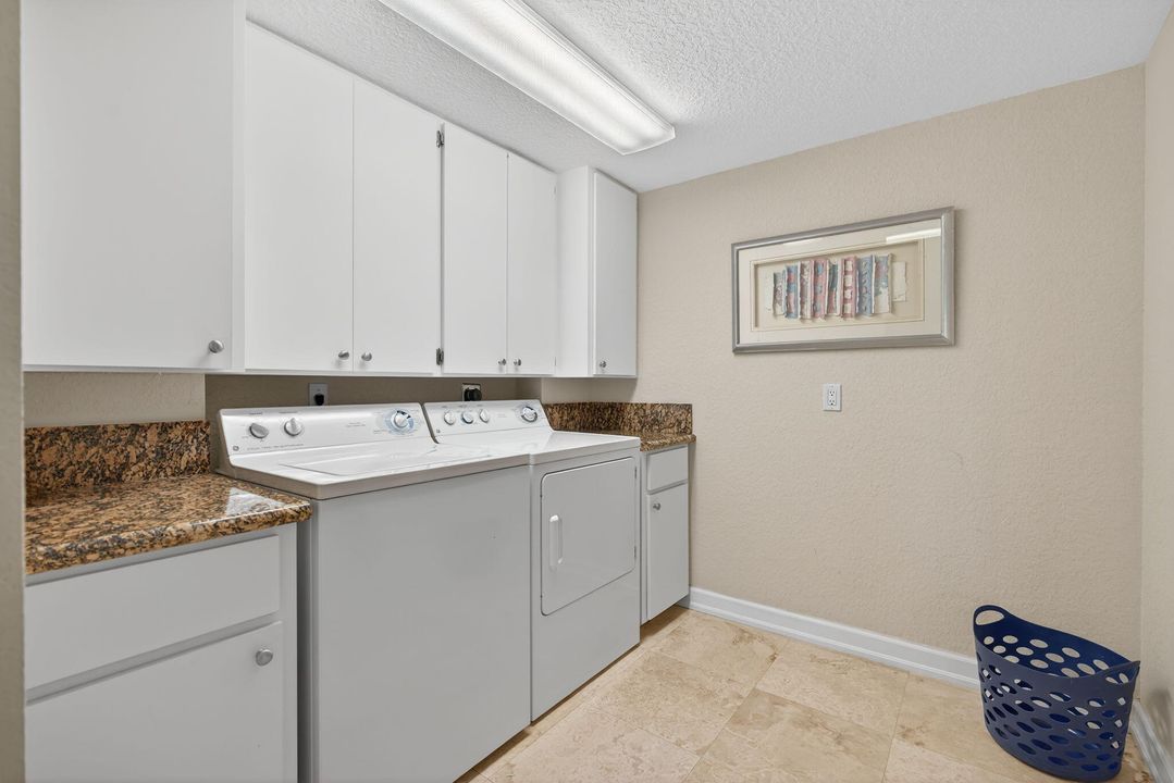 For Rent: $7,300 (2 beds, 2 baths, 1385 Square Feet)