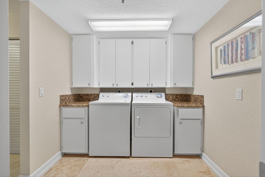 For Rent: $7,300 (2 beds, 2 baths, 1385 Square Feet)