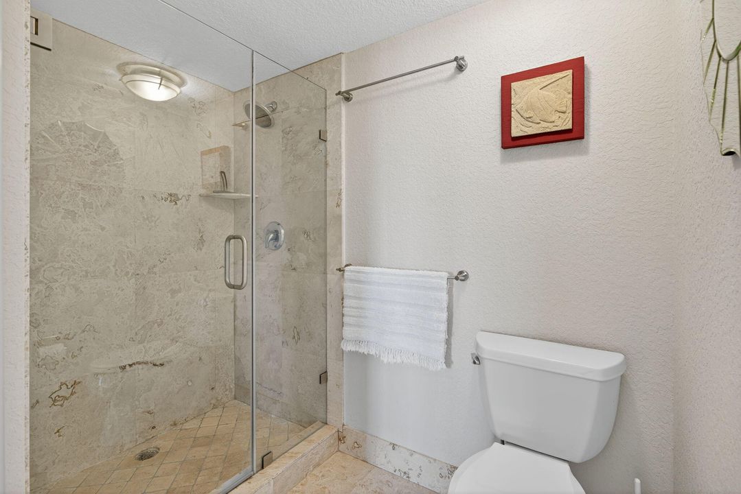 For Rent: $7,300 (2 beds, 2 baths, 1385 Square Feet)