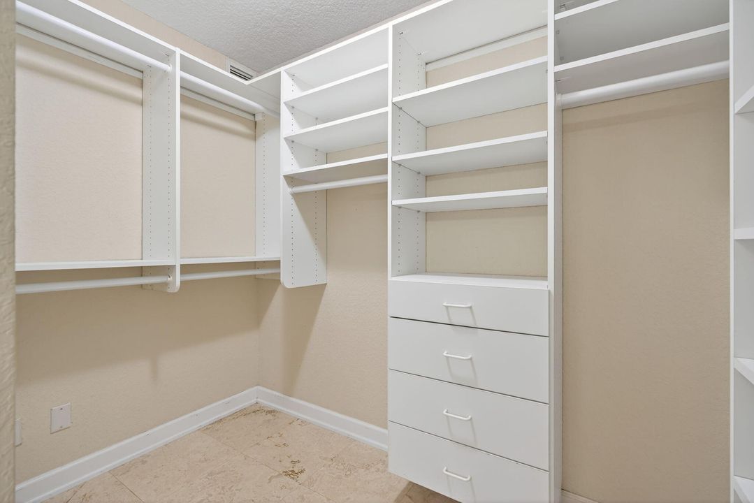 For Rent: $7,300 (2 beds, 2 baths, 1385 Square Feet)