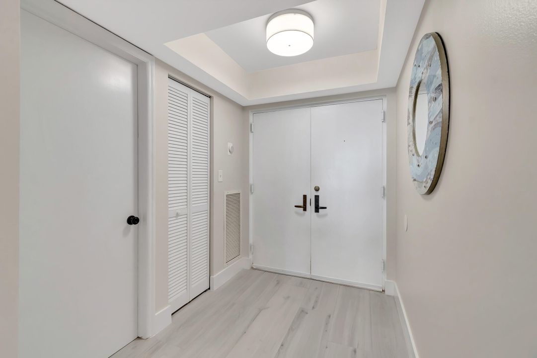 For Sale: $1,750,000 (3 beds, 2 baths, 1830 Square Feet)