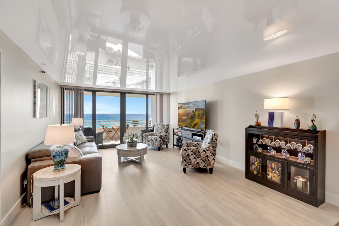 For Sale: $1,750,000 (3 beds, 2 baths, 1830 Square Feet)