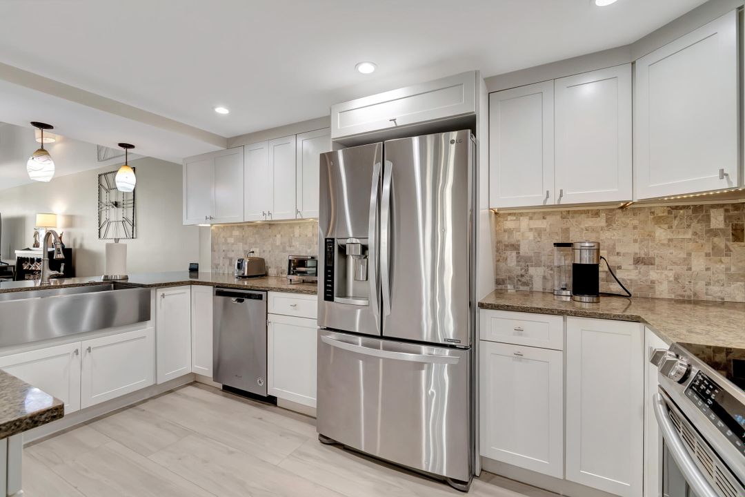 For Sale: $1,750,000 (3 beds, 2 baths, 1830 Square Feet)