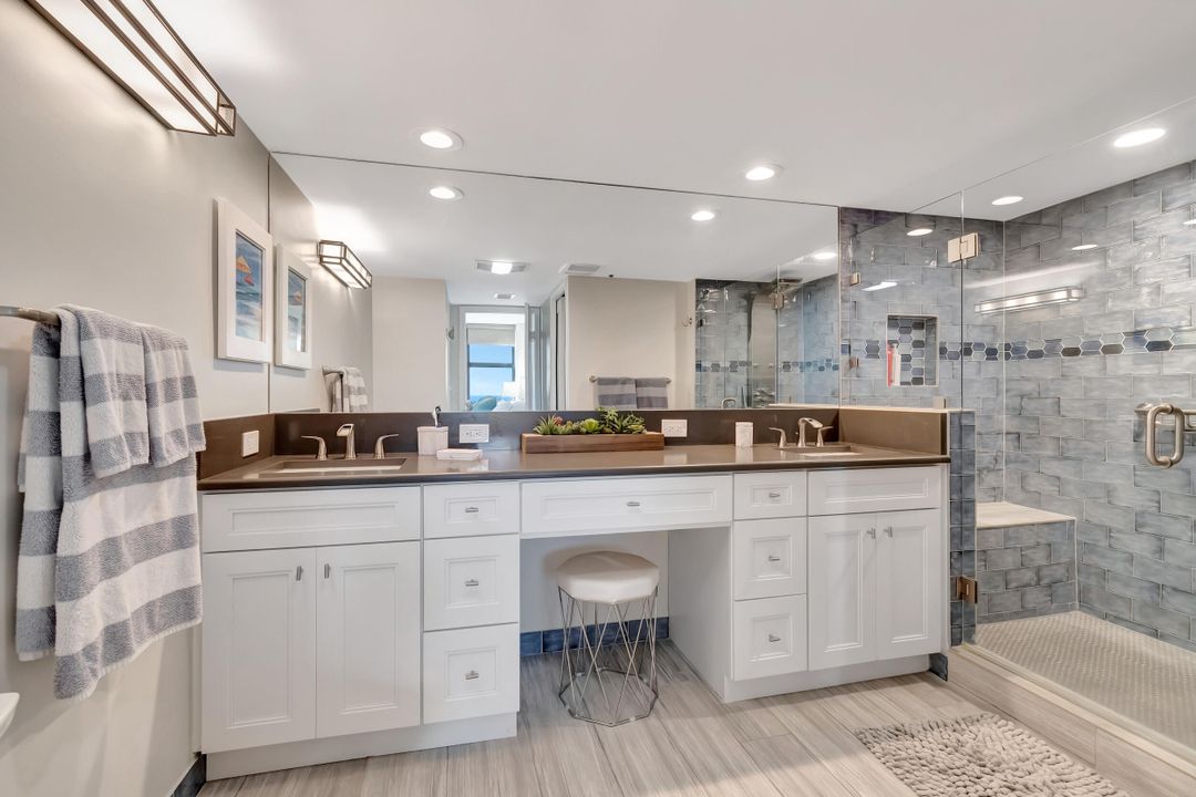 For Sale: $1,750,000 (3 beds, 2 baths, 1830 Square Feet)