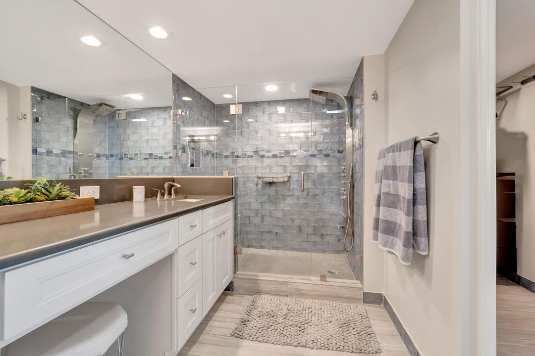 For Sale: $1,750,000 (3 beds, 2 baths, 1830 Square Feet)