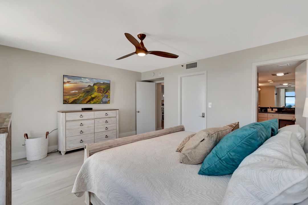 For Sale: $1,750,000 (3 beds, 2 baths, 1830 Square Feet)