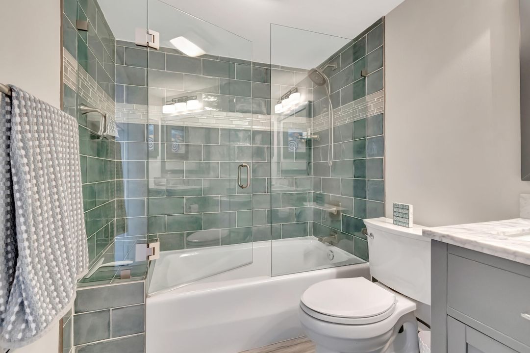 For Sale: $1,750,000 (3 beds, 2 baths, 1830 Square Feet)